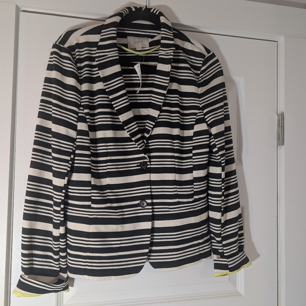 LOFT Black and White Striped Size M Blazer Size NWT - Picture 3 of 9